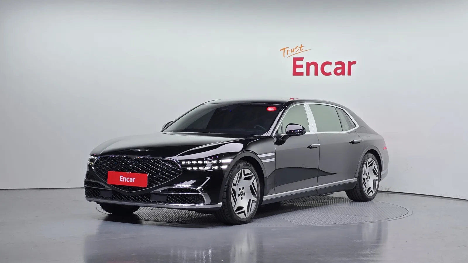 2023 Genesis G90