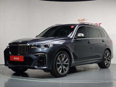 2020 BMW X7
