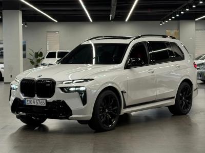 2024 BMW X7