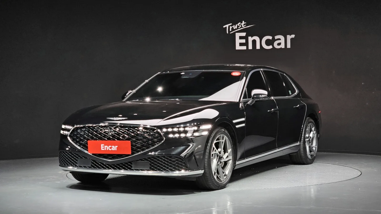 2022 Genesis G90
