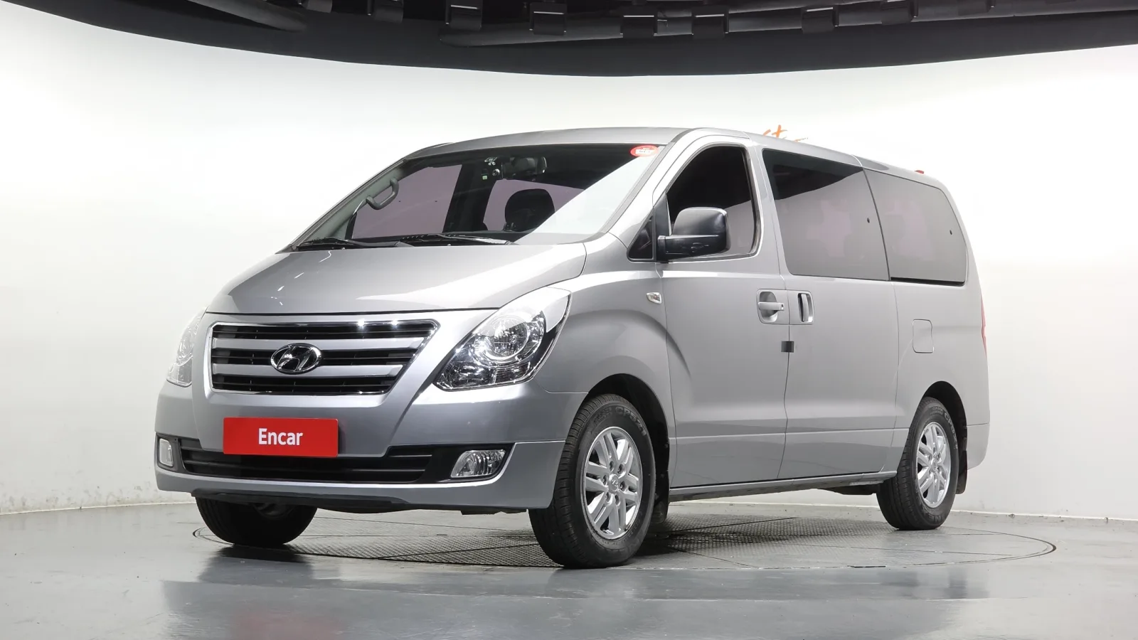 2016 Hyundai Starex