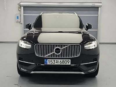 2019 Volvo XC90