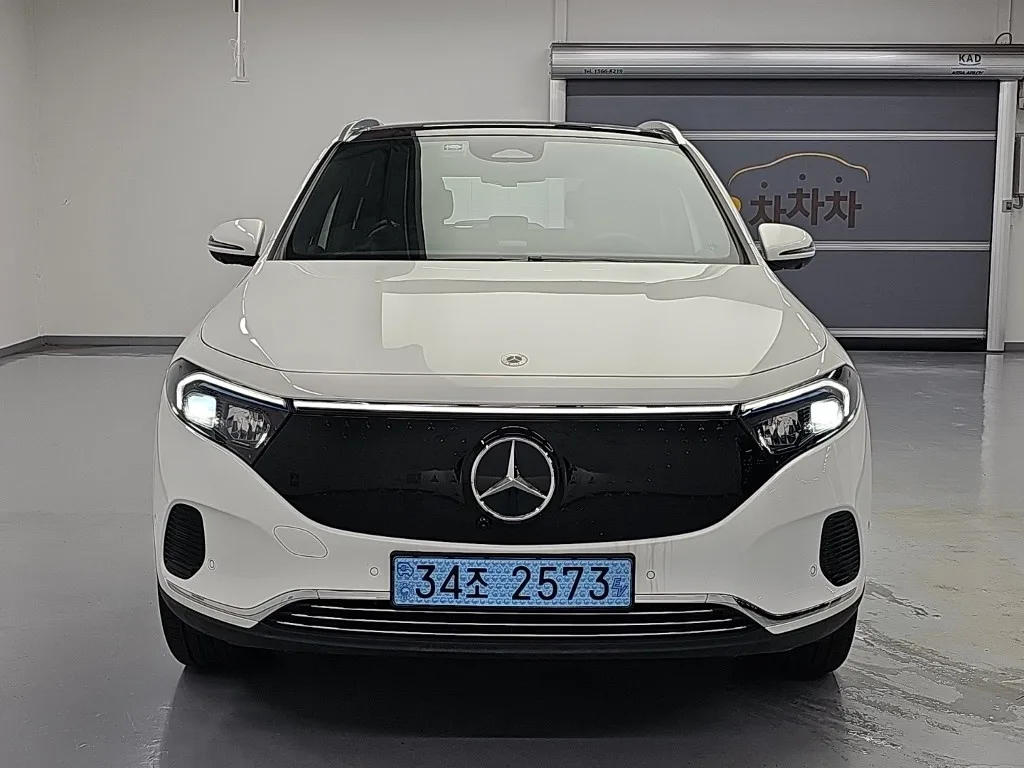 2026 Mercedes-Benz EQA