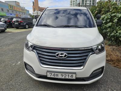 2020 Hyundai Starex