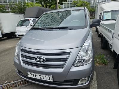2016 Hyundai Starex