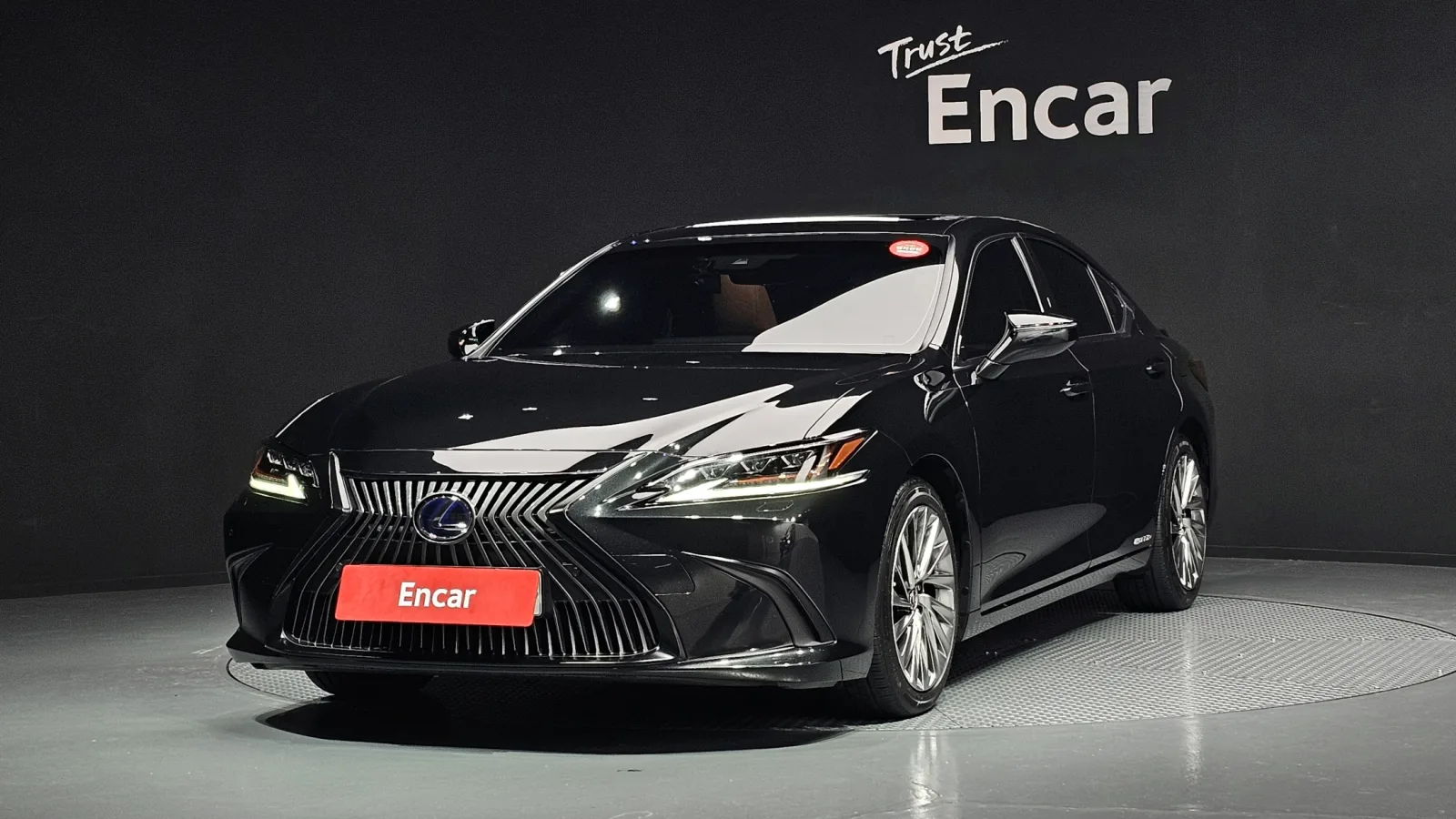 2019 Lexus ES