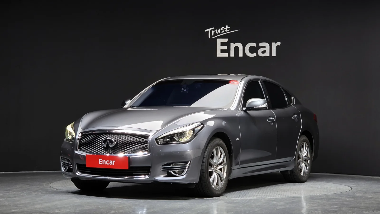 2015 Infiniti Q70