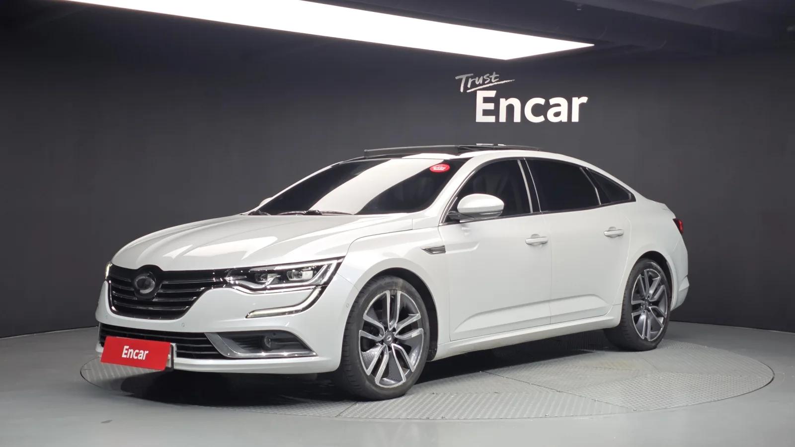 2016 Renault Korea SM6