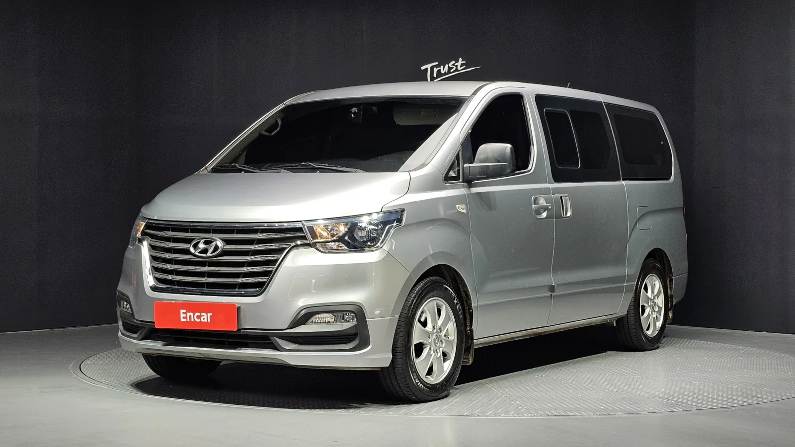 2019 Hyundai Starex