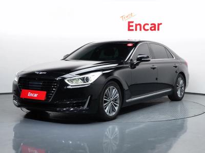 2017 Genesis EQ900
