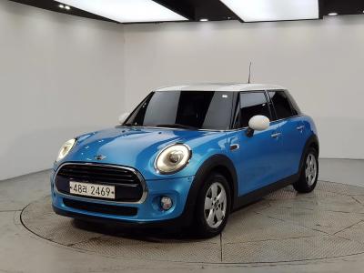 2017 MINI Cooper
