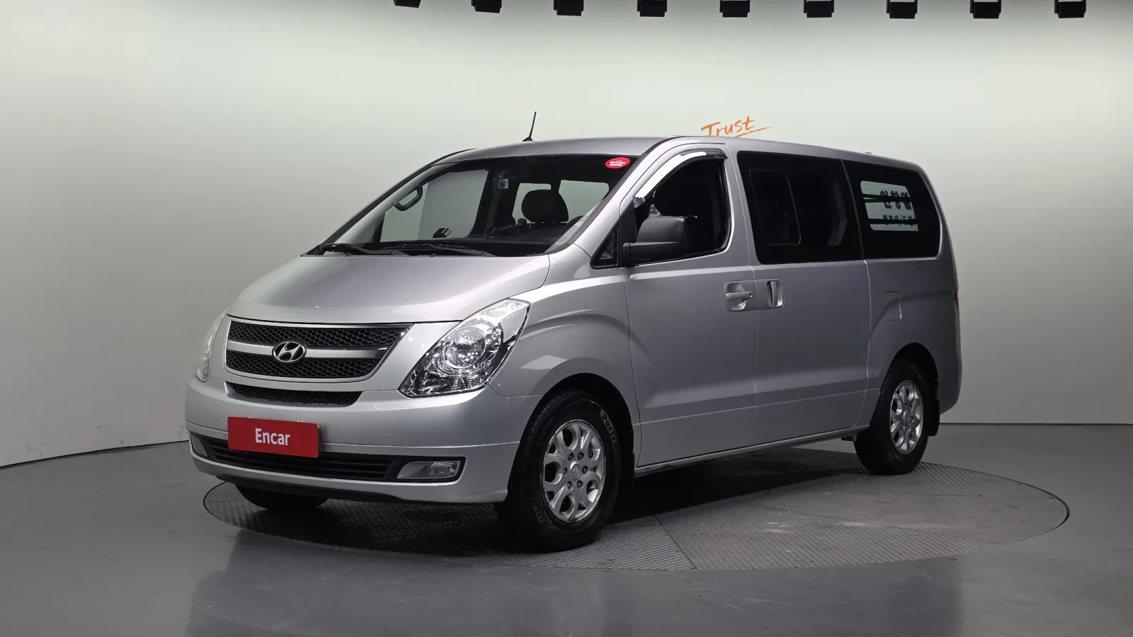 2009 Hyundai Starex