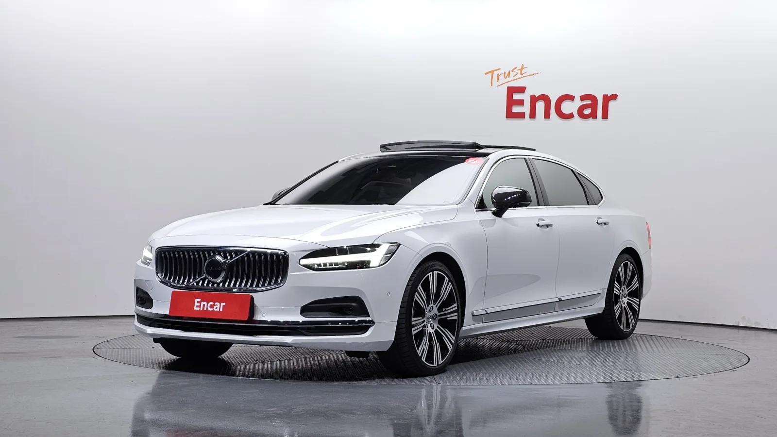 2023 Volvo S90