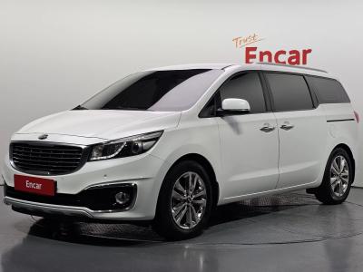2015 Kia Carnival
