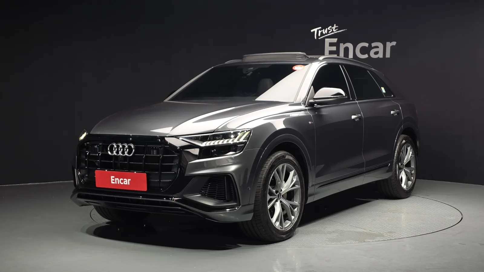 2022 Audi Q8