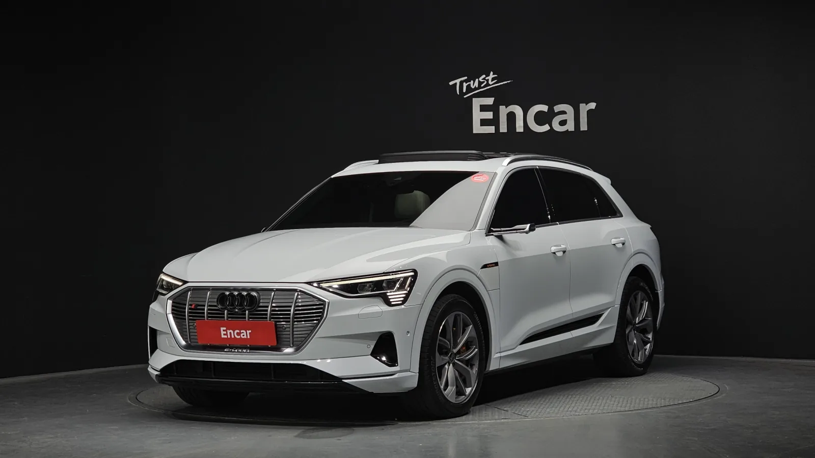 2023 Audi e-tron