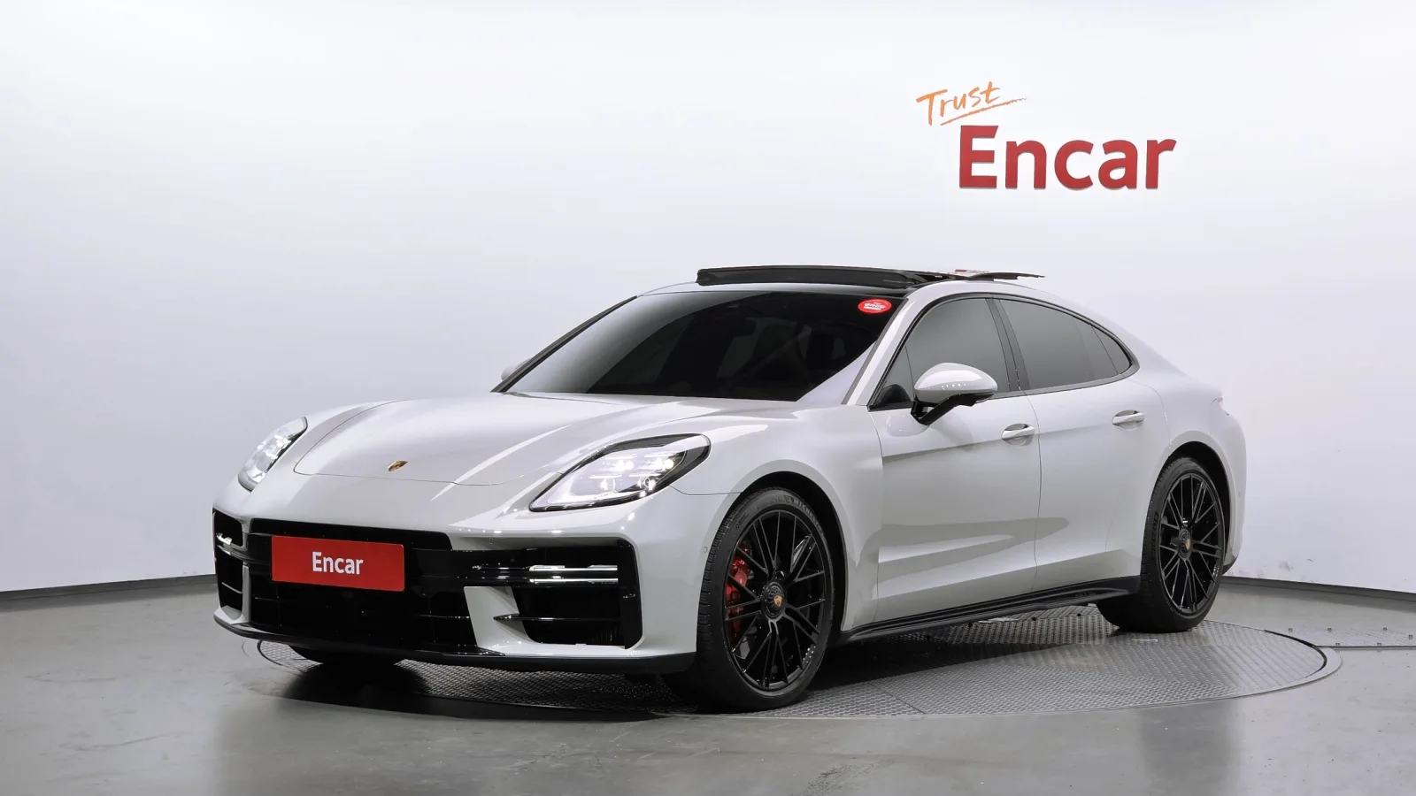 2025 Porsche Panamera