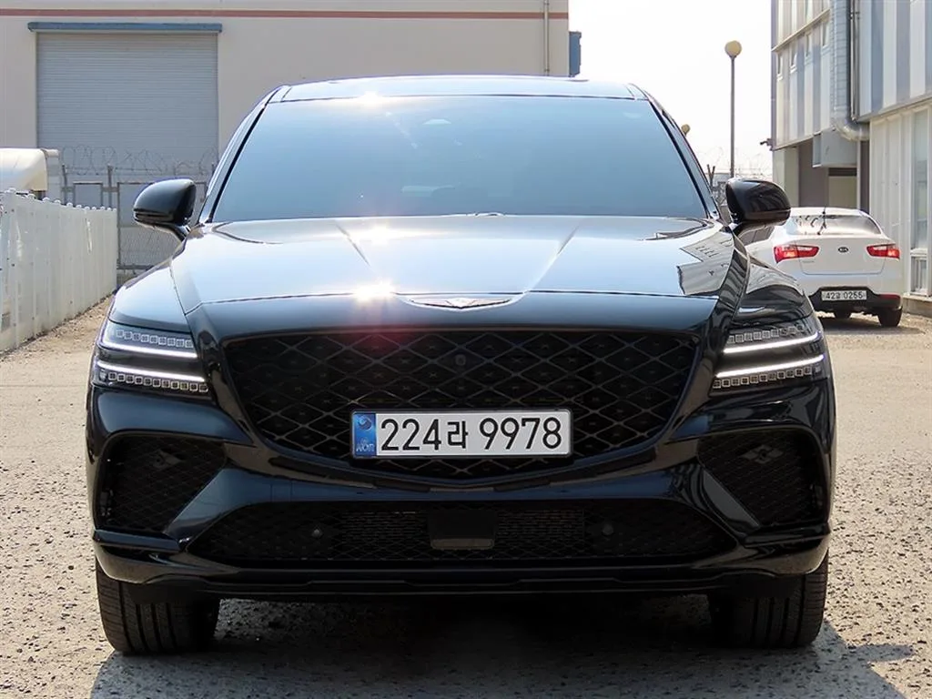 2025 Genesis GV80