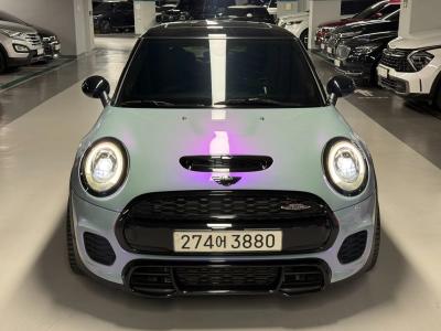 2017 MINI Cooper