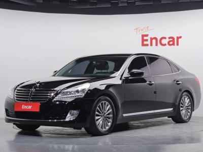 2013 Hyundai Equus