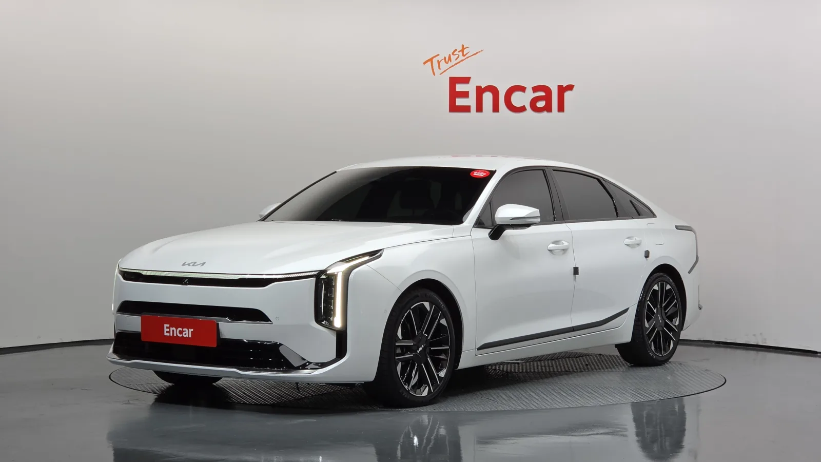 2025 Kia K8