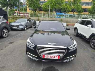 2016 Genesis EQ900
