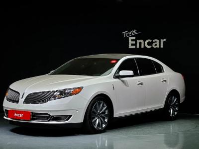 2014 Lincoln MKS
