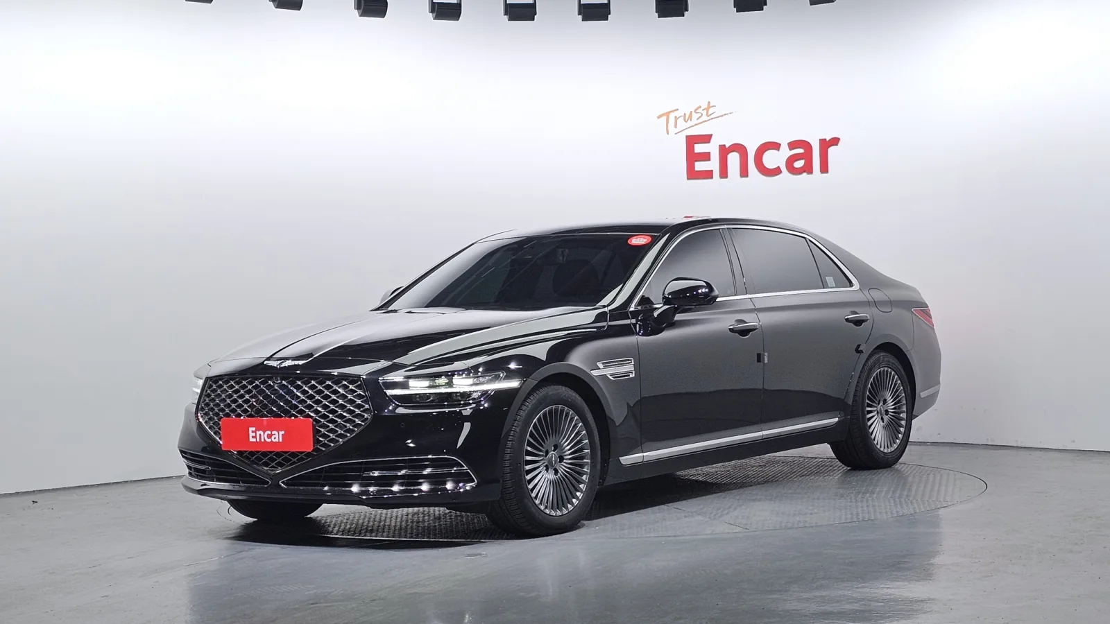 2020 Genesis G90