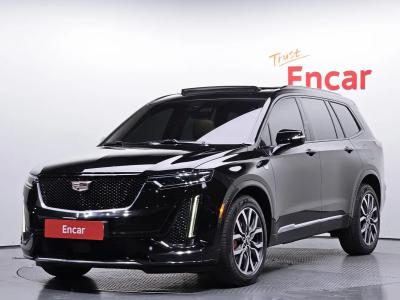 2022 Cadillac XT6