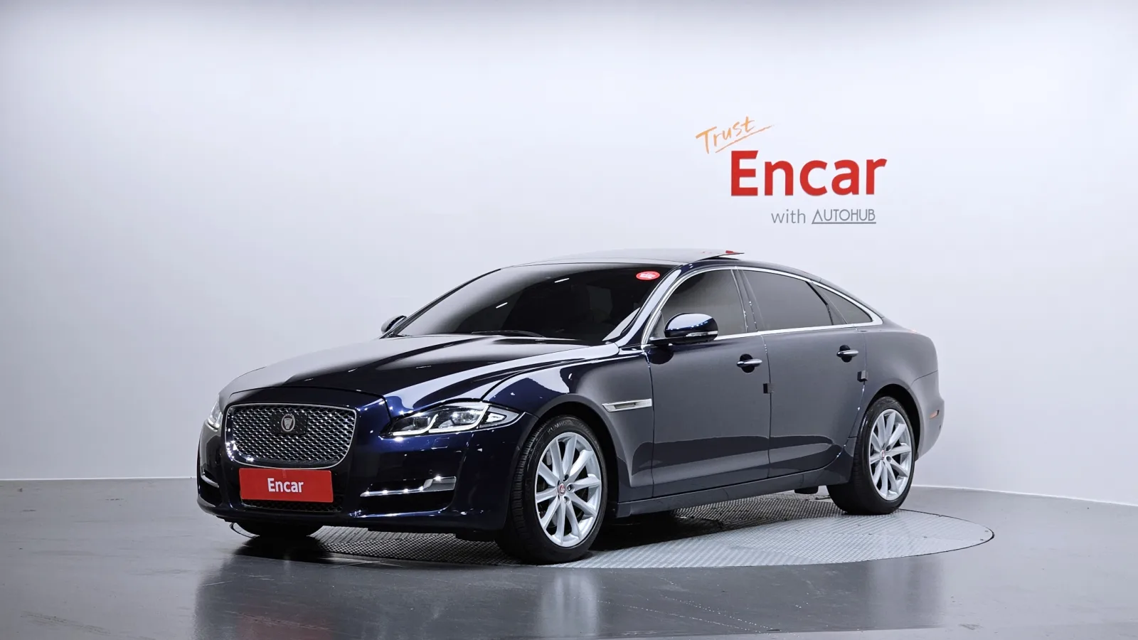 2016 Jaguar XJ