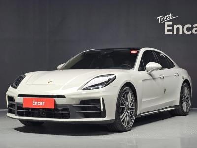 Porsche Panamera 2025