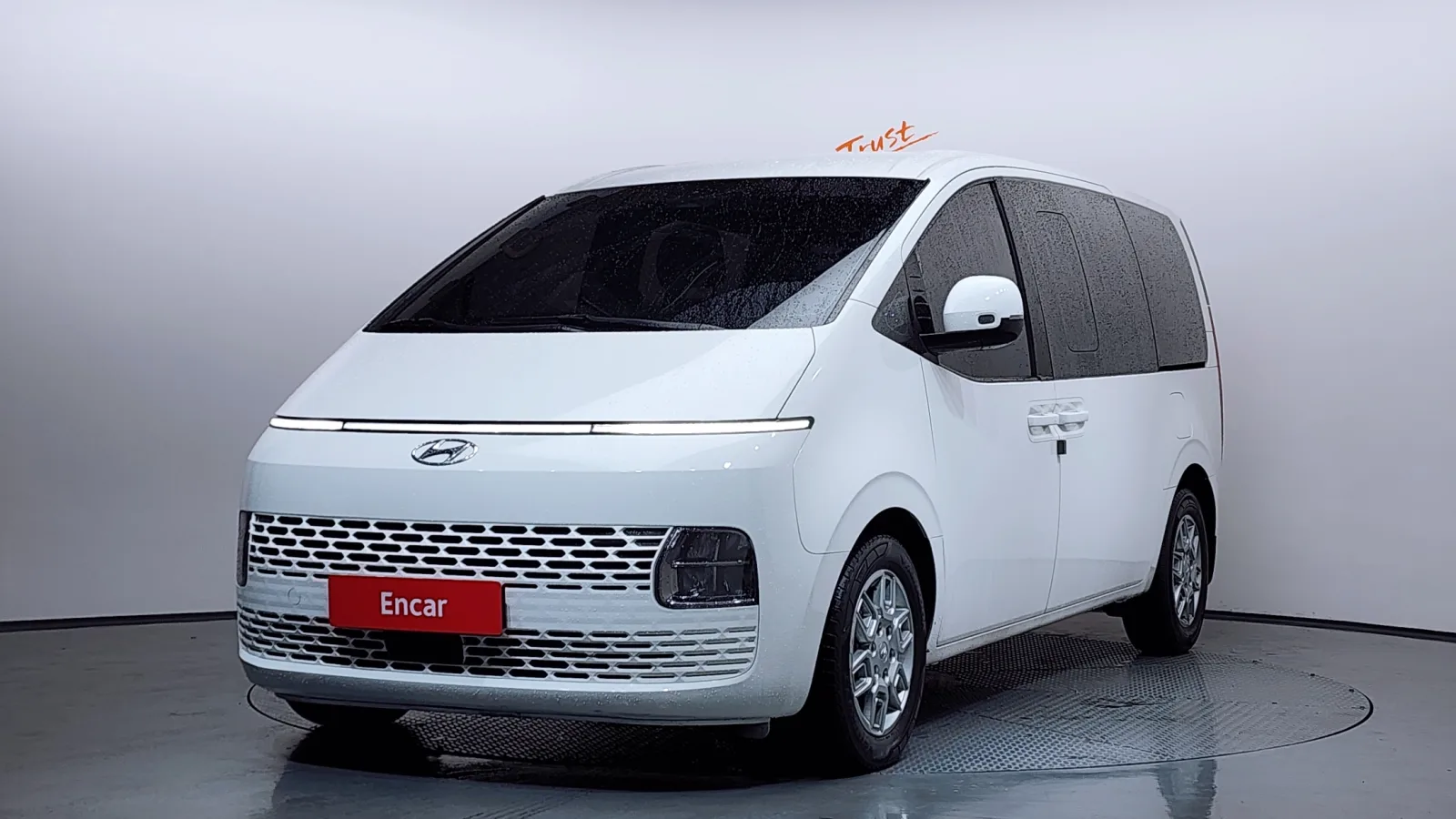 2022 Hyundai Staria