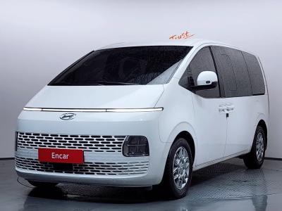 2022 Hyundai Staria
