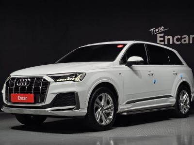 2021 Audi Q7