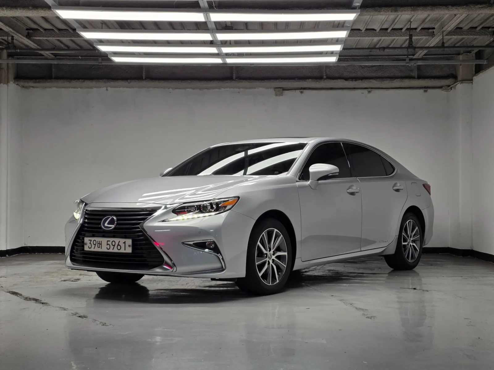 2017 Lexus ES