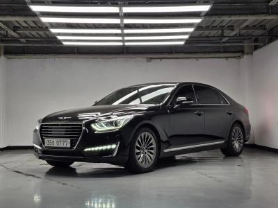 2016 Genesis EQ900