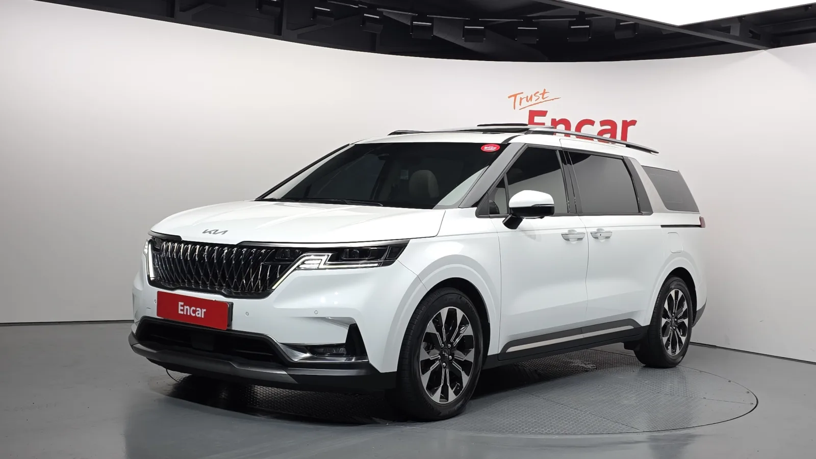 2023 Kia Carnival