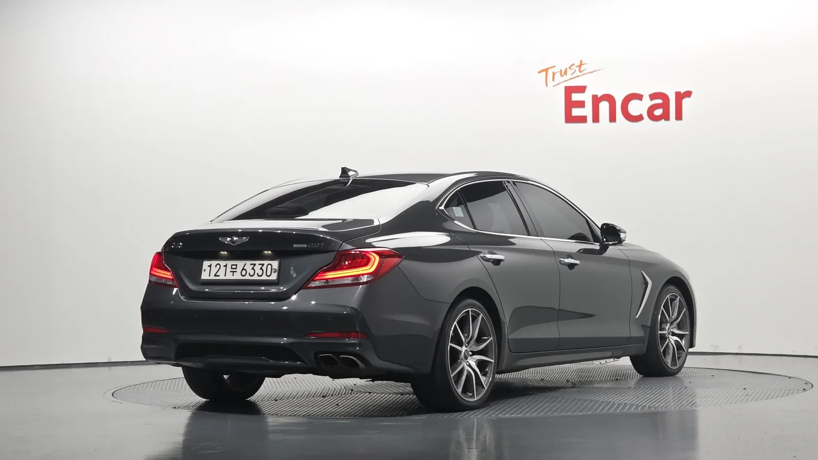 2020 Genesis G70