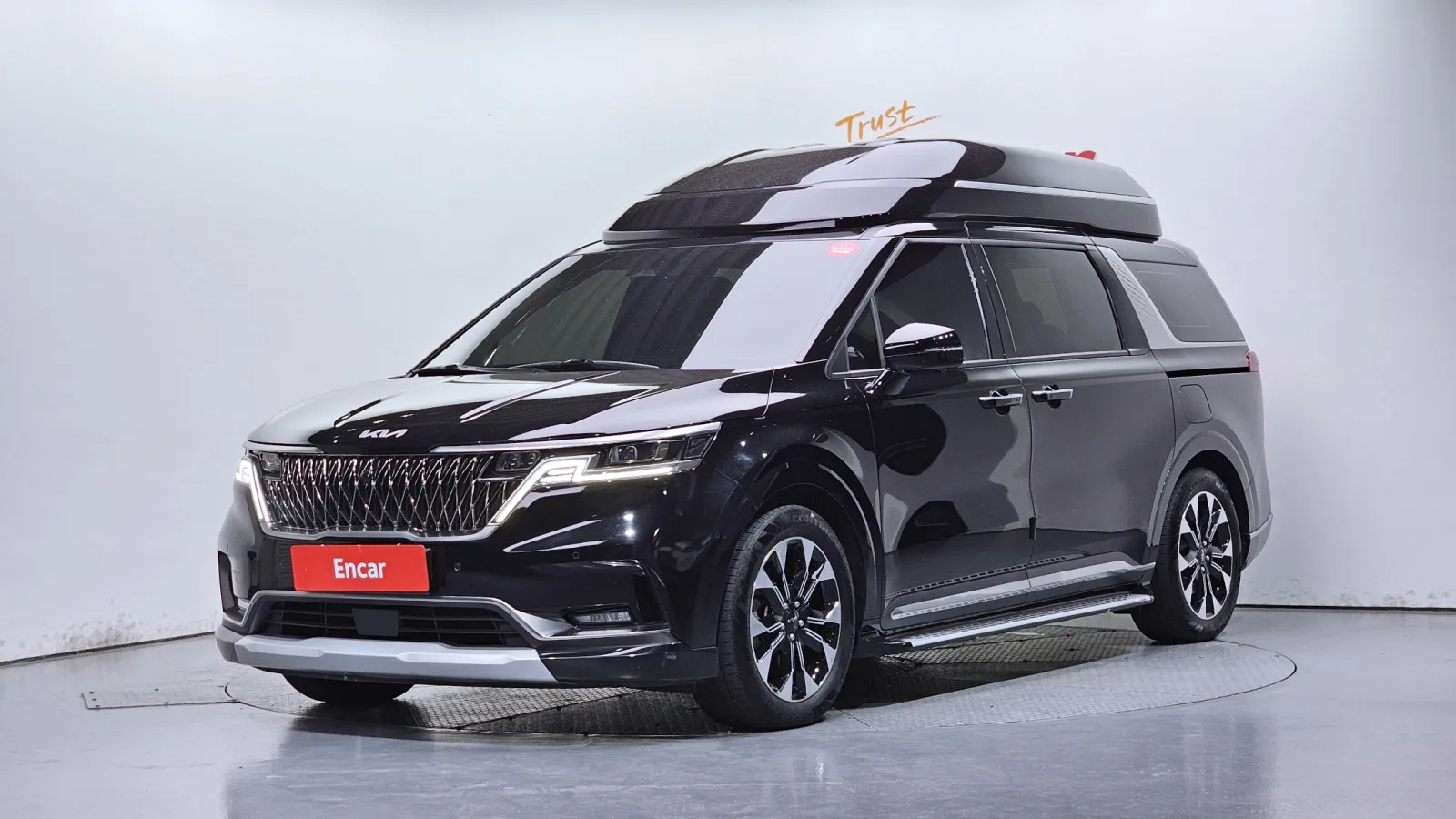 2023 Kia Carnival
