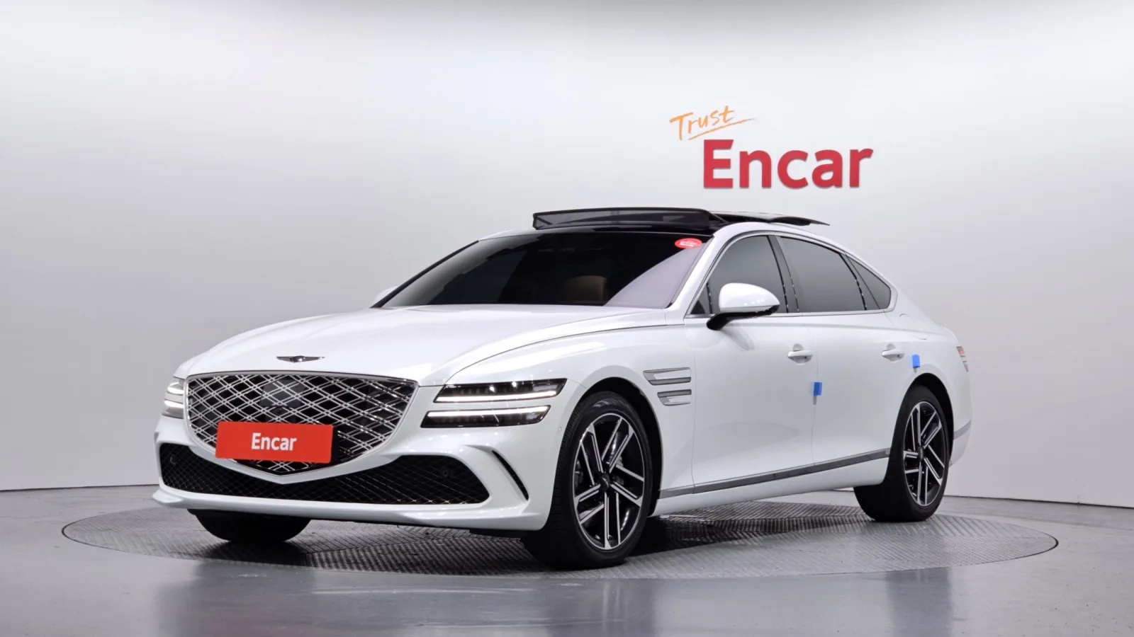 2027 Genesis G80