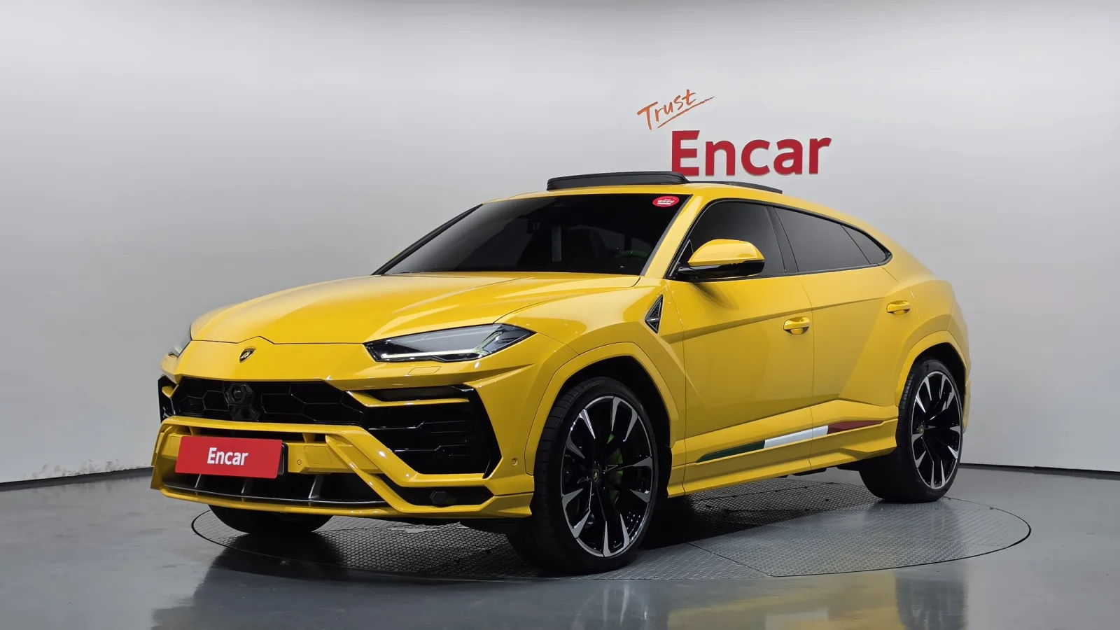 2020 Lamborghini Urus