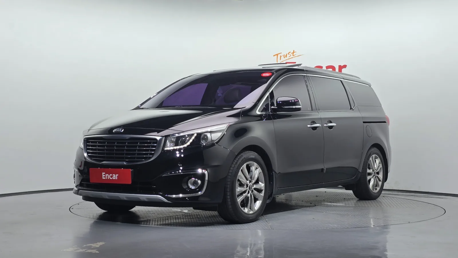 2015 Kia Carnival