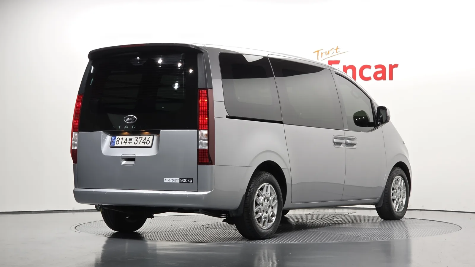 2024 Hyundai Staria