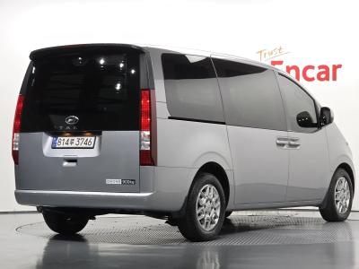 2024 Hyundai Staria