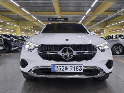 2025 Mercedes-Benz GLC-Class