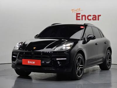 2020 Porsche Macan