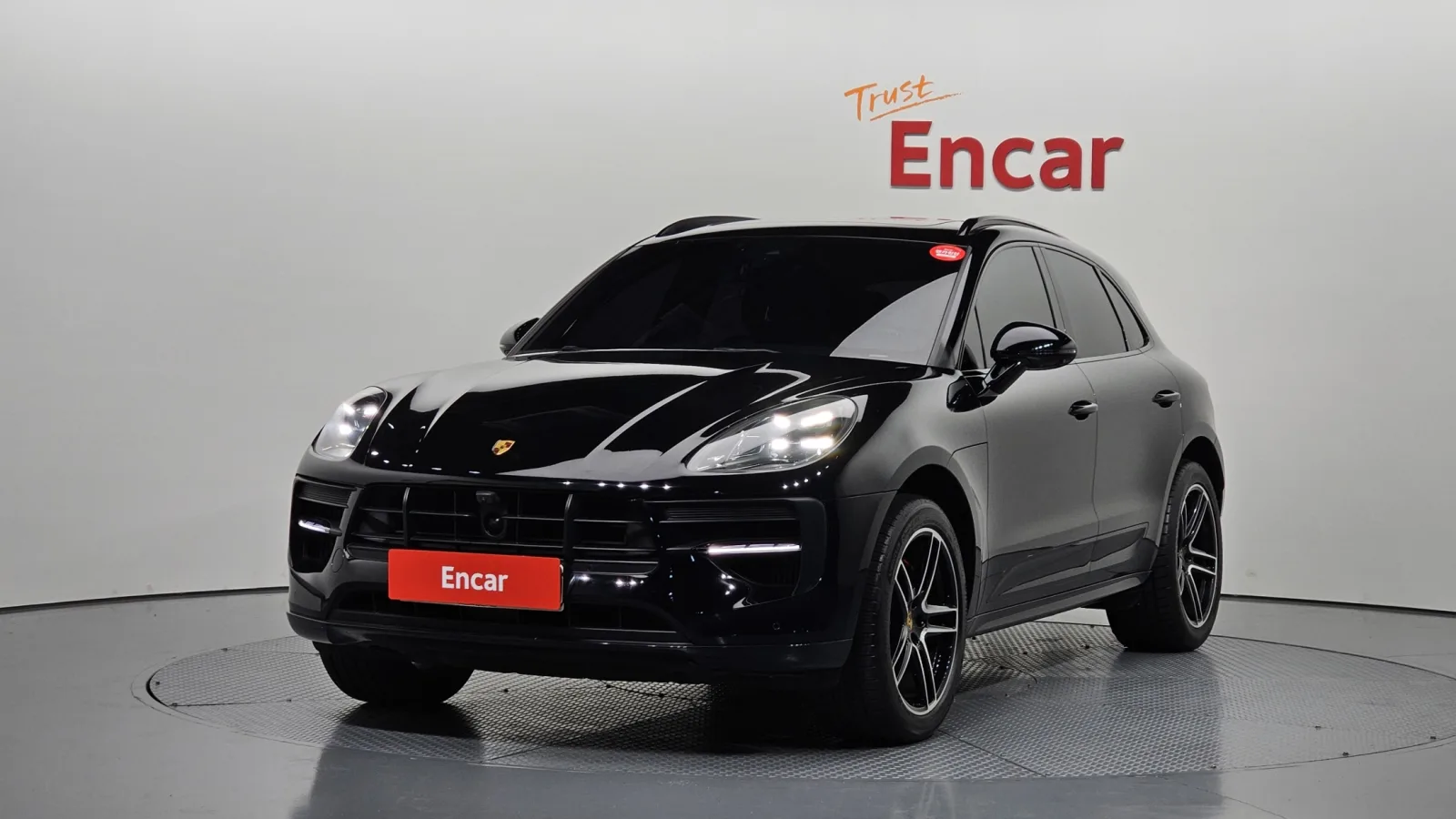 2020 Porsche Macan