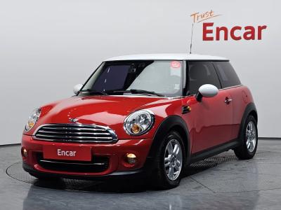 2012 MINI Cooper