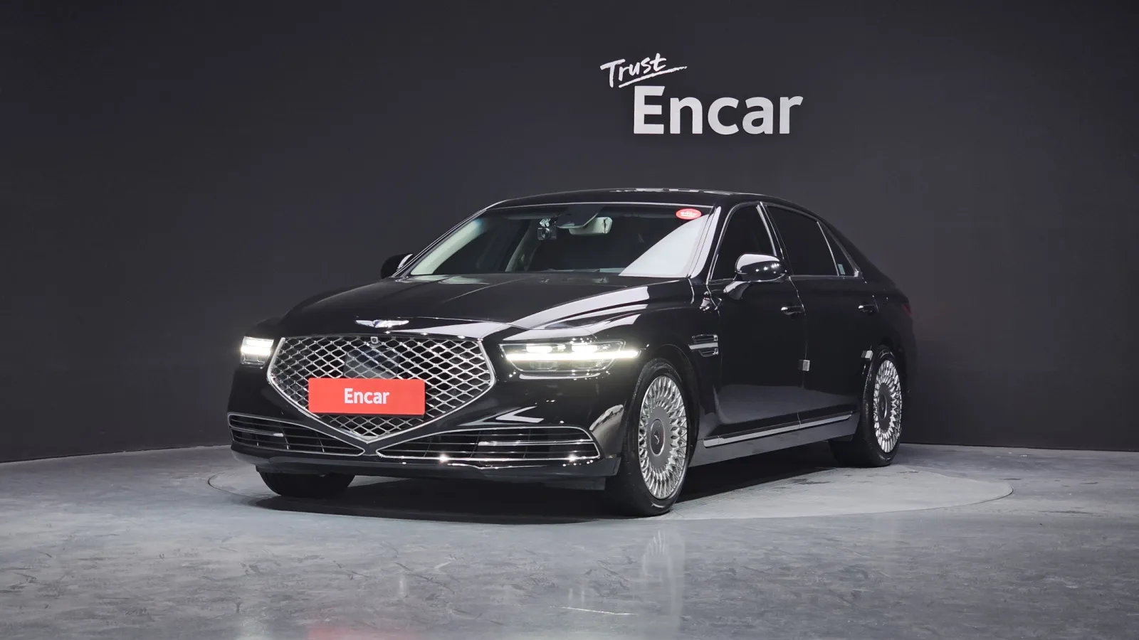 2020 Genesis G90