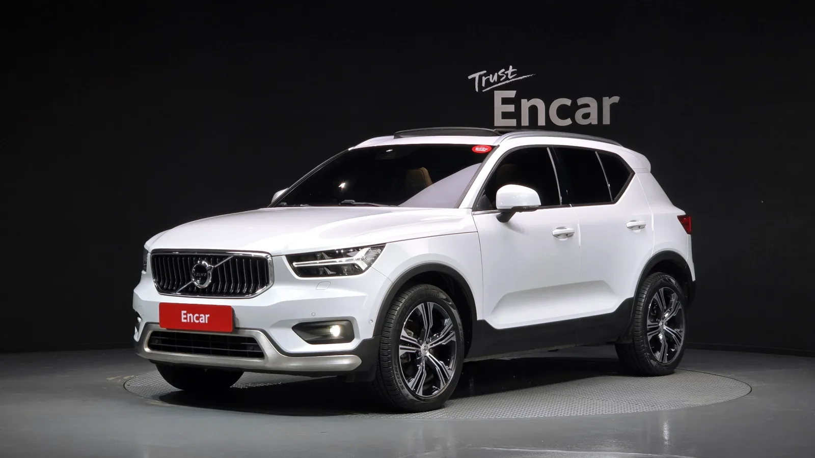 2021 Volvo XC40